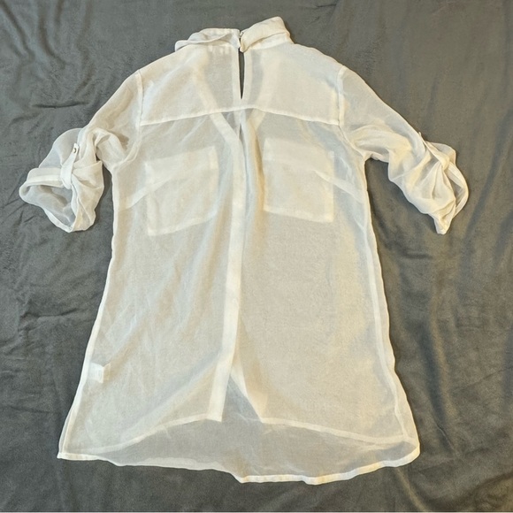 Dynamite White Casual Button Down Shirt

#1048 - Picture 6 of 6